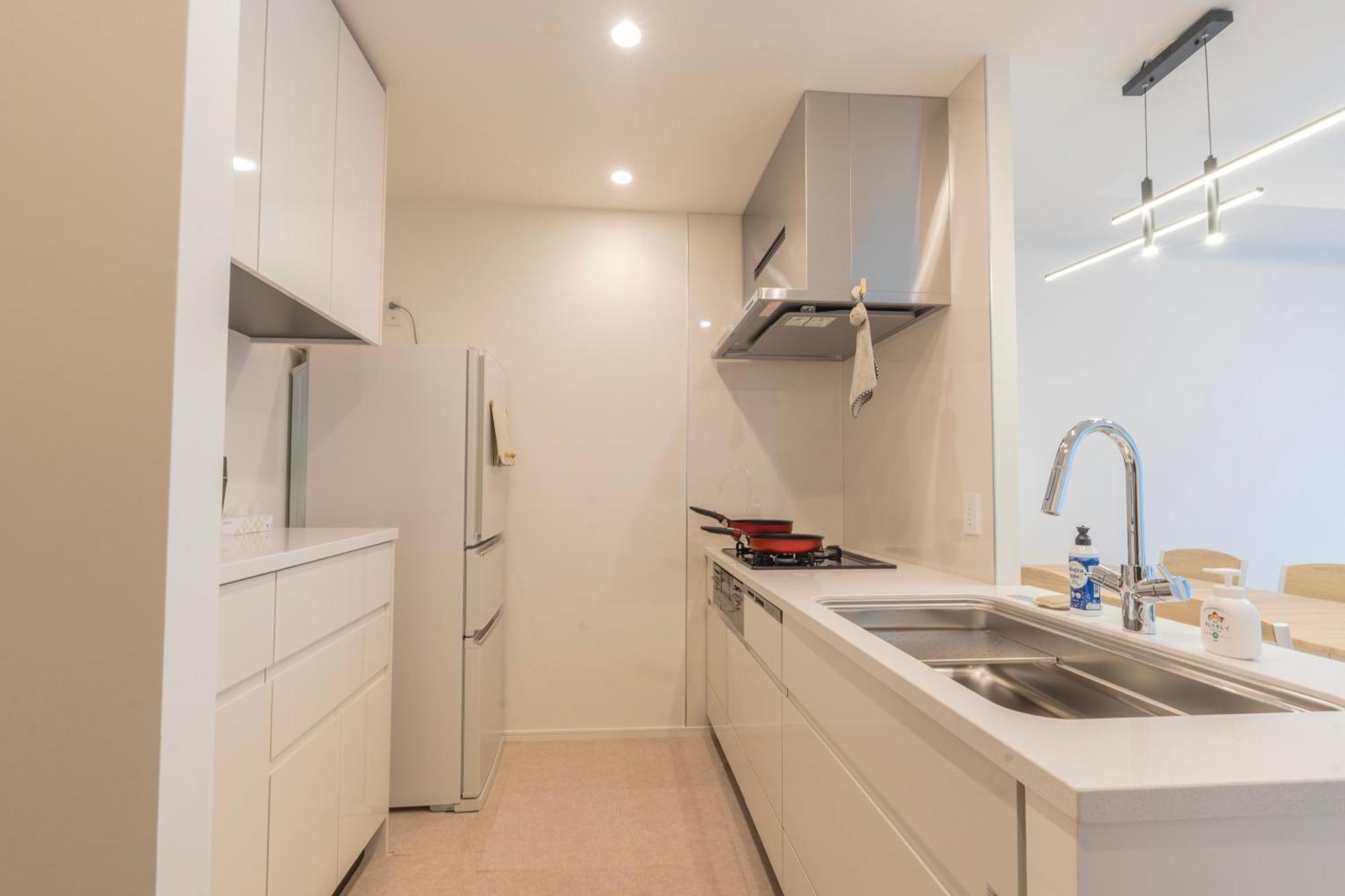 Apartment Bay Port Area, High-rise Luxury With View, 2 Minutes To Takeshiba Station Tokyo